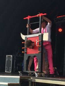 JezO guillotine